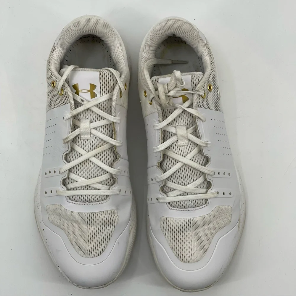 UNDER ARMOUR CHARGED WOMENS ATHLETIC SHOES SZ 11.5, GOOD CONDITION, PREO…
